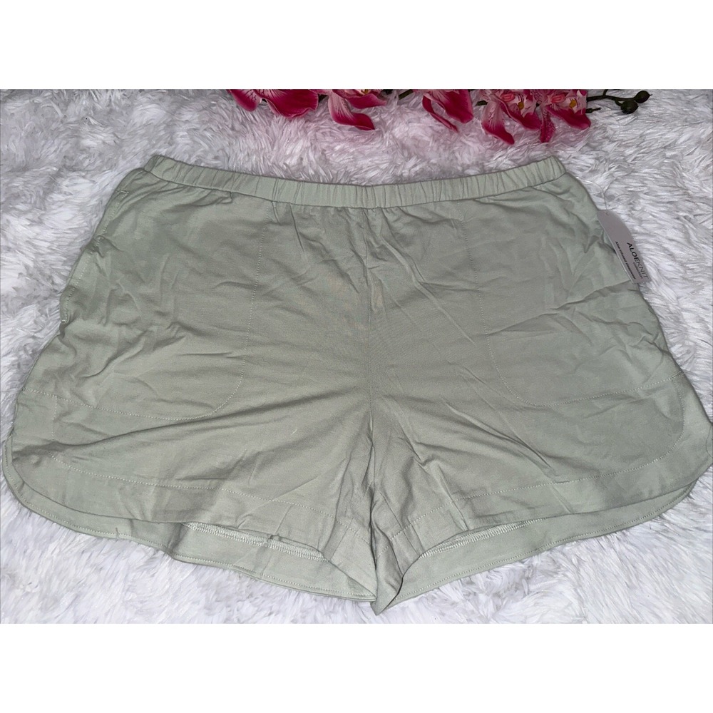 Soma Cool Nights Sleep Shorts Aloe Knit Women's Size M Silver Eucalyptus NWT A1
